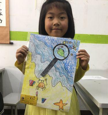 探索小河豚世界的奇妙之旅（颇具生趣的“潜水艇”探秘者）